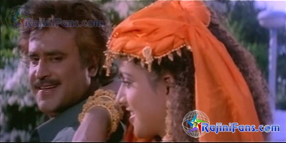 Uzhaippali (1993) - Part 4 photo 67