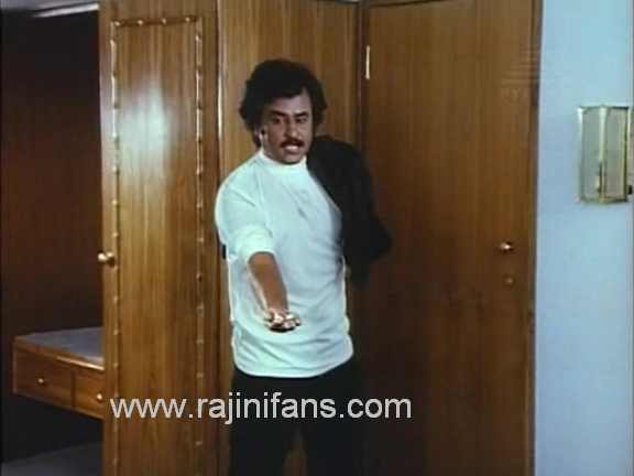 Velaikaran (1987) - Part 2 photo 29