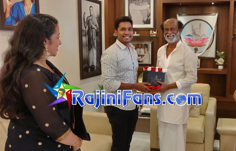 VIPs and Celebrtities Visiting Superstar Rajinikanth - Rajinifans.com photo 12