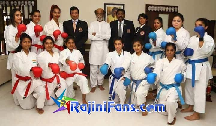 VIPs and Celebrtities Visiting Superstar Rajinikanth - Rajinifans.com photo 19