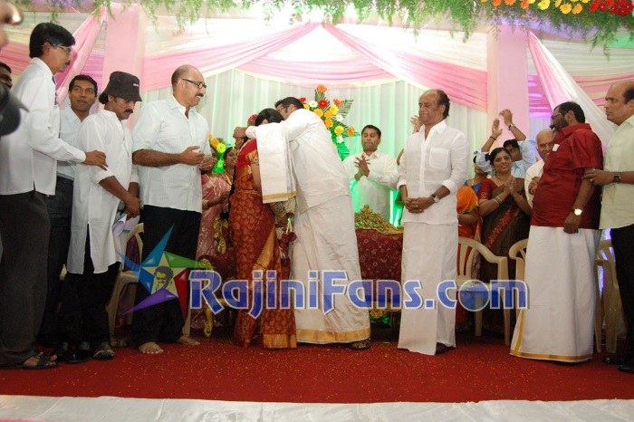 Rajinikanth blesses couple at Manivannan daughter wedding