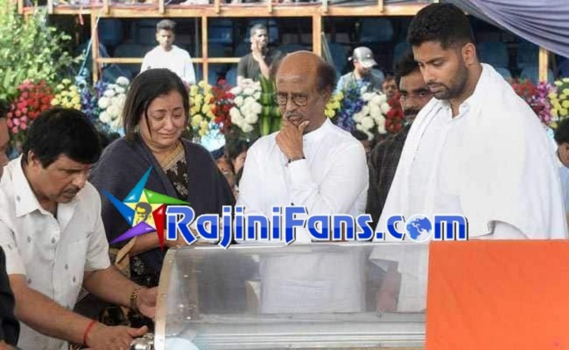 Rajinikanth at Ambareesh condolence meet