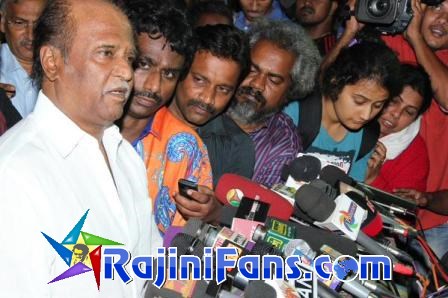 Rajinikanth pays respects to director K. Balachander