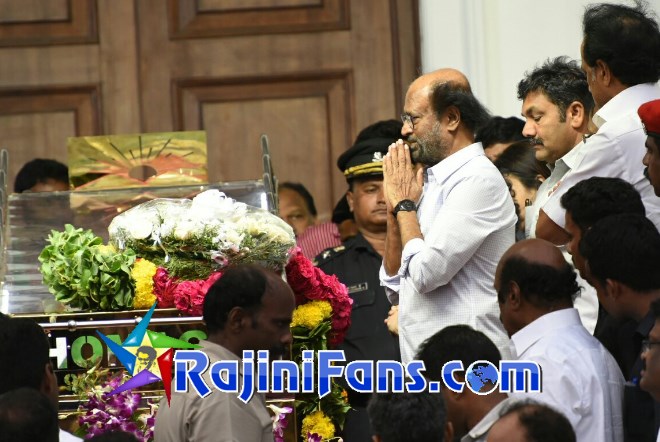 Superstar Rajinikanth tribute to Karunanidhi