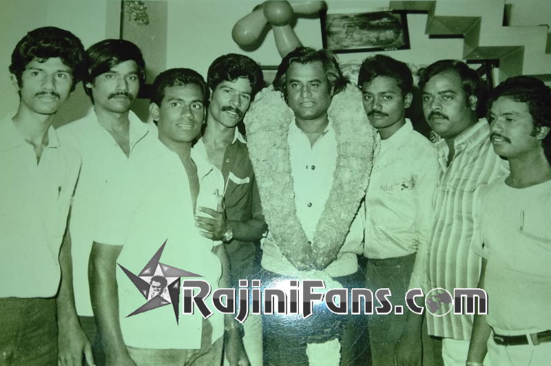 Rajinikanth fans take photo with Thaliavar Rajinikanth (Part 6) - Rajinifans.com photo 105