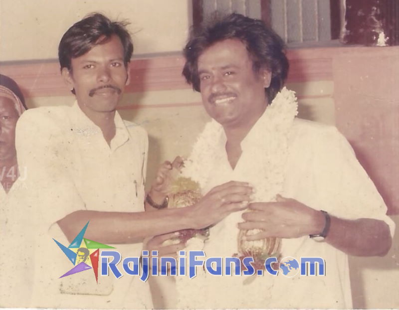 Rajinikanth fans take photo with Thaliavar Rajinikanth (Part 6) - Rajinifans.com photo 120