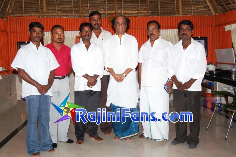 Fans with Superstar Rajinikanth - Rajinifans.com photo 3