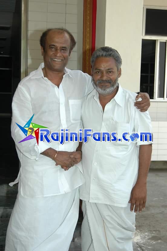 Rajinikanth fans take photo with Thaliavar Rajinikanth - (Part 4) - Rajinifans.com photo 76