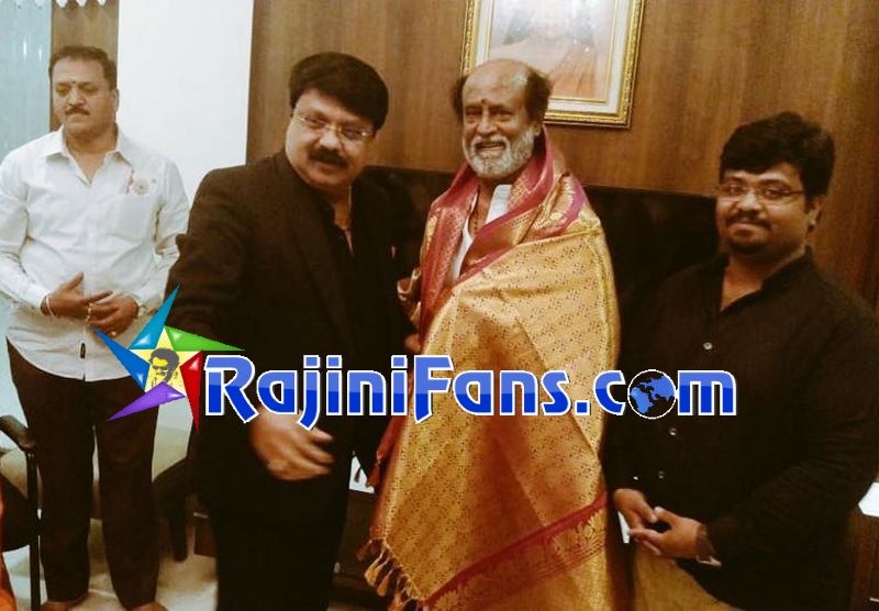 Rajinikanth fans take photo with Thaliavar Rajinikanth - (Part 4) - Rajinifans.com photo 78