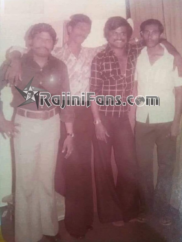 Rajinikanth fans take photo with Thaliavar Rajinikanth (Part 5) - Rajinifans.com photo 84