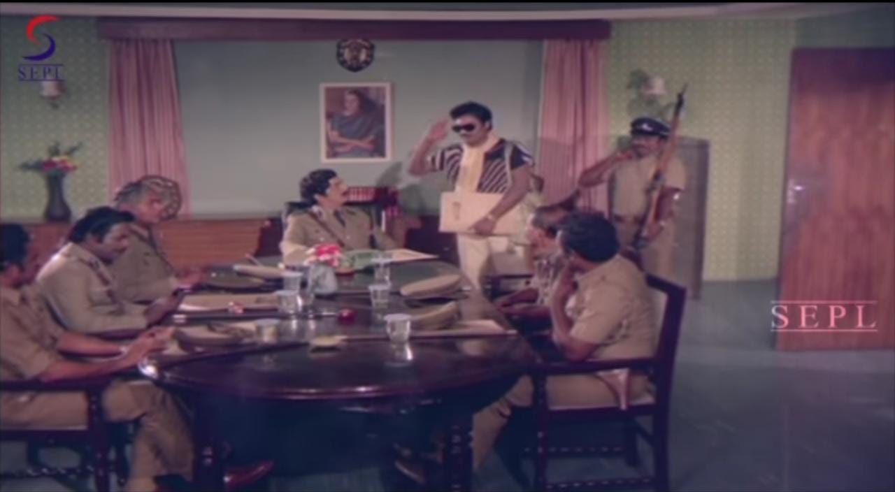 Interval Scenes from Superstar Rajinikanth Movies (Part 3) - Rajinifans.com photo 41