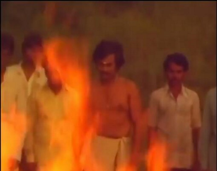 Interval Scenes from Superstar Rajinikanth Movies (Part 3) - Rajinifans.com photo 46