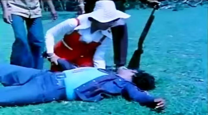 Interval Scenes from Superstar Rajinikanth Movies (Part 4) - Rajinifans.com photo 73