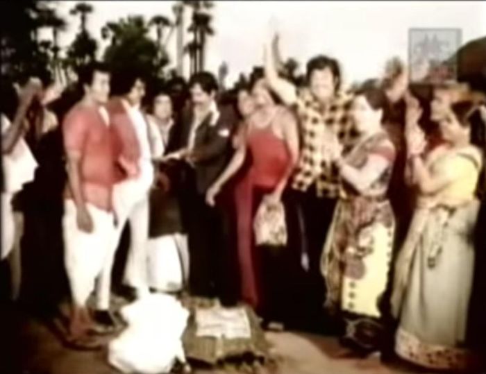 Interval Scenes from Superstar Rajinikanth Movies (Part 4) - Rajinifans.com photo 79