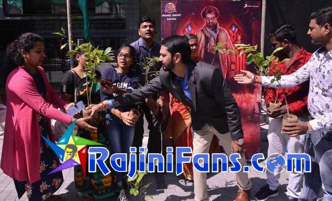 Petta FDFS in Bangalore (Karnataka)