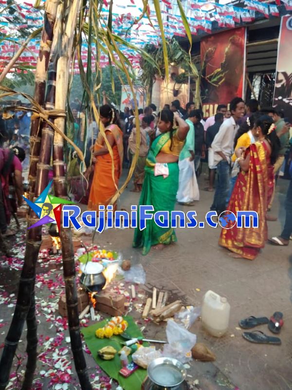 Petta FDFS in North India (Mumbai)