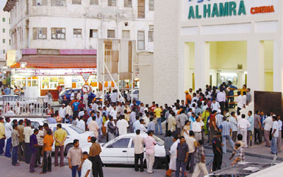 Middle East : Sivaji The Boss Movie FDFS Celebrations