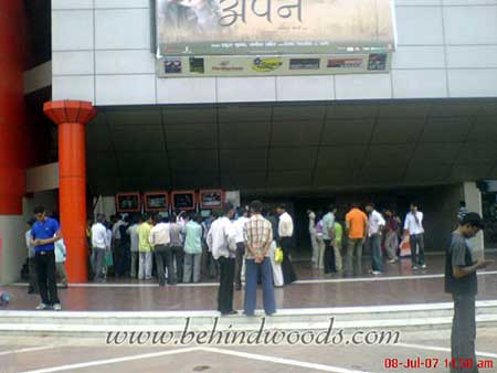 Other States in India : Sivaji The Boss Movie FDFS Celebrations