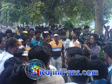 Other States in India : Sivaji The Boss Movie FDFS Celebrations
