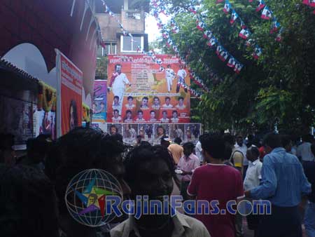 Other States in India : Sivaji The Boss Movie FDFS Celebrations