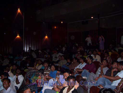 Middle East : Sivaji The Boss Movie FDFS Celebrations