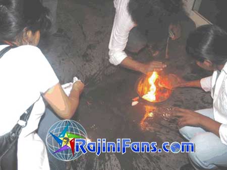 USA : Sivaji The Boss FDFS Celebrations