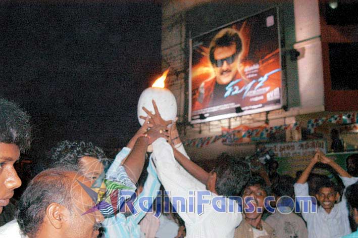 Tamil Nadu : Sivaji The Boss FDFS Celebrations