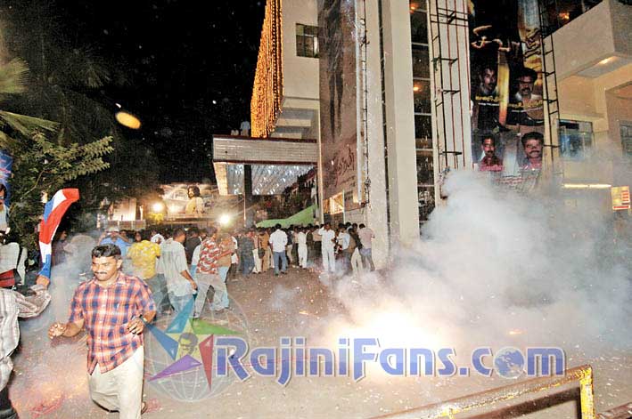Tamil Nadu : Sivaji The Boss FDFS Celebrations