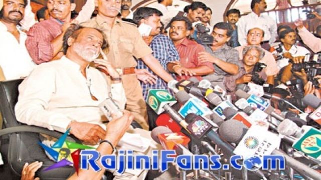 மக்களவைத் தேர்தல் 2004 - ரஜினி அறிக்கை...